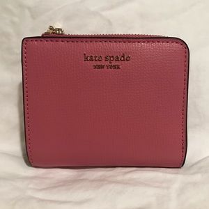 NWT kate spade new york small Sylvia wallet